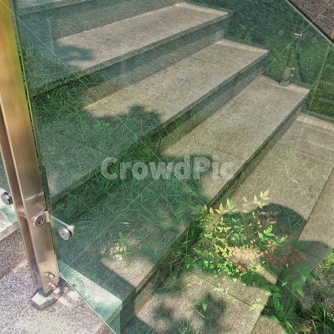 shadow,그림자,녹색,초록색,filter,green,계단,stairs,stair,summer,여름,시원한,청량한,cool,clear,fresh,rest,relax,휴식,자유,free,낮,day