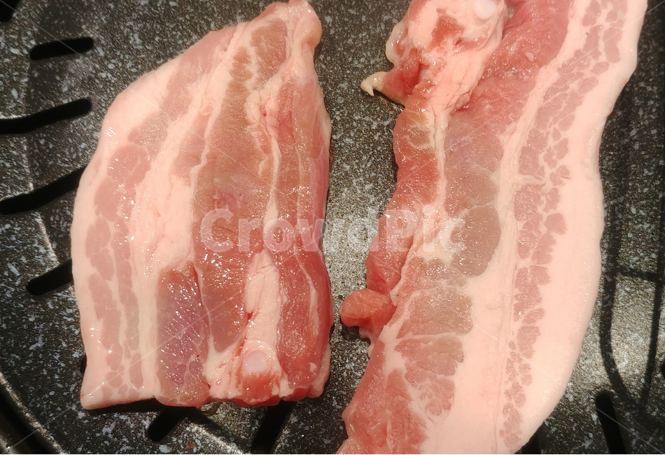 생고기,불판,삼겹살,돼지고기,생삼겹,음식,식재료,요리,food,cook,meal,dishes,food reserves,육류,고기,meat