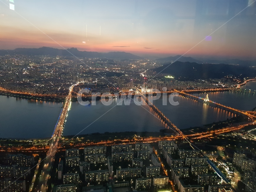 롯데타워,서울타워,서울시,서울야경,한강,야경,밤,풍경,nightscape,night,landscape,도시,city,한국도시풍경,한국도시경관,korea cityscape,경치,nature,자연,outdoors,옥외,scenery,aerial view,조감도