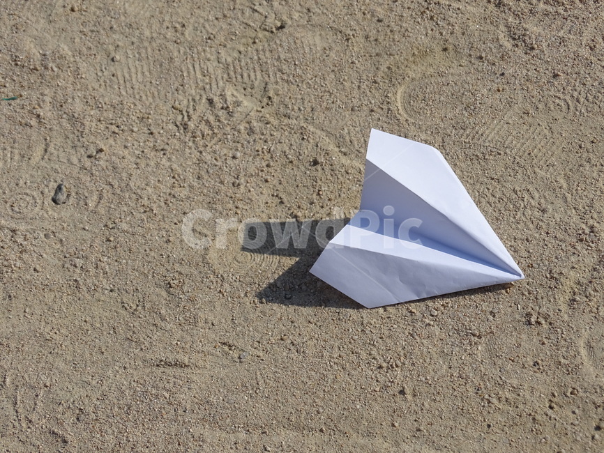 운동장,종이비행기,모래,비행기,꿈