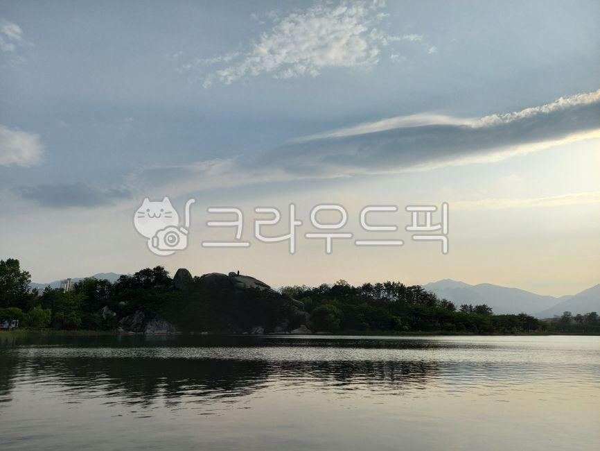 영랑호,영랑호수윗길,호수,설악산,lake,nature,자연,outdoors,옥외,water,물,하늘,sky