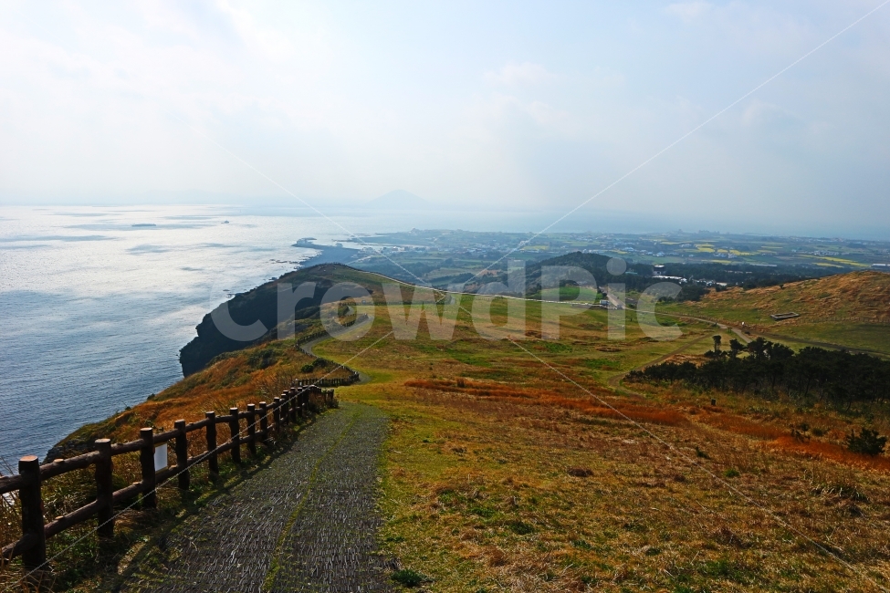 제주도,jeju,여행,travel,하늘,sky,풍경,우도,우도봉,바다,제주,자연,풍경,nature,landscape,제주도,jeju,jeju island,road,도로,dirt road,흙길,gravel,자갈,outdoors,옥외