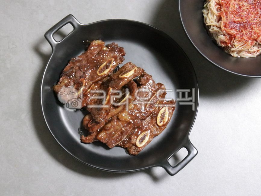 갈비,돼지갈비,양념갈비,소갈비,아침밥,저녁밥,점심밥,세트메뉴,요리,레스토랑,la갈비