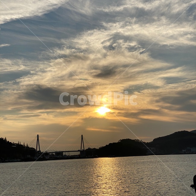 하늘,구름,바다,산,대교,해