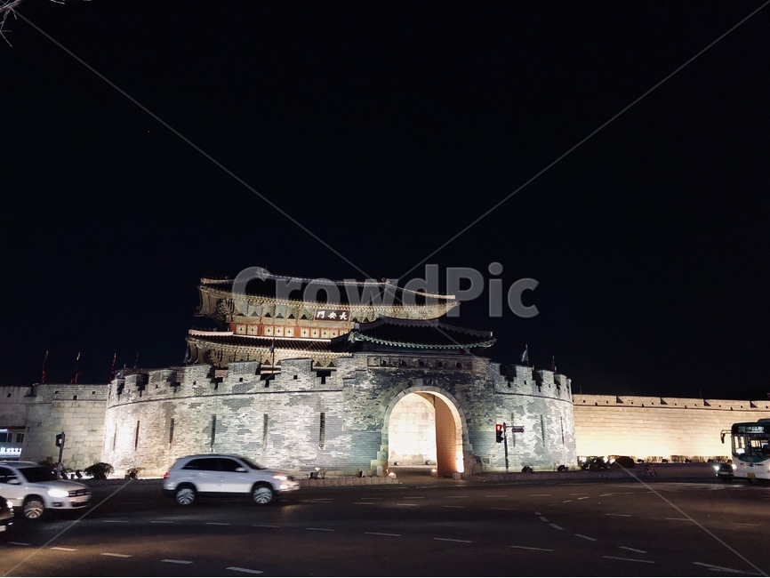 화성,성,수원,수원화성,장안문,야경,밤,풍경,nightscape,night,landscape,한국전통,한국문화,korean traditional,korean culture,랜드마크,landmark,tourist attraction,한국랜드마크,한국관광지,한국명소,korea landmark,korea tourist attraction,건축물,건물외관,exterior,building,structure,architecture,construction,건물,car,차,transportation,교통,automobile,자동차,vehicle,차량