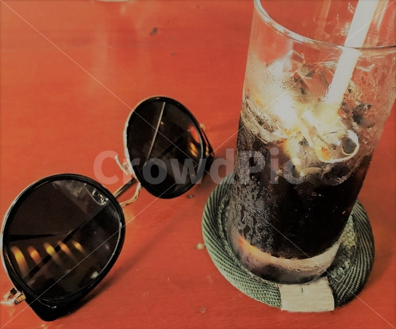 커피,선글라스,여행,베트남,카페,여름,더위,시원한,음료,drink,coffee,cafe,vietnam,sunglass,summer,travel,cool,커피,카페,coffee,cafe,사물,물건,오브젝트,thing,object,matter