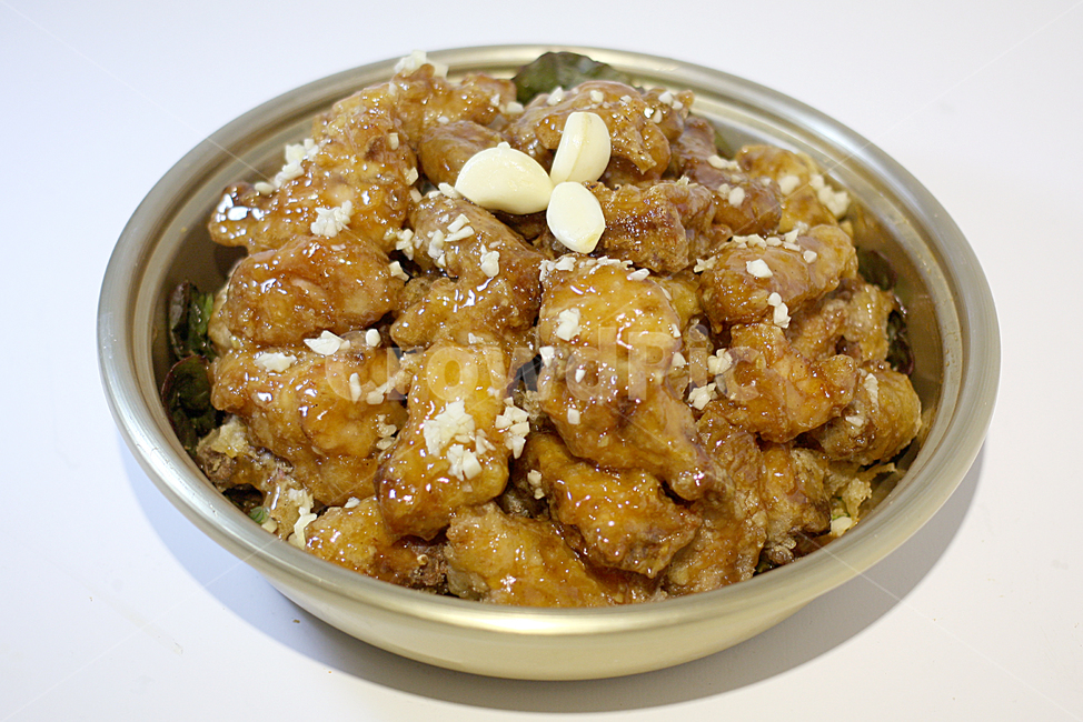 갈릭치킨,chicken,마늘치킨,치킨,마늘통닭,음식,식재료,요리,food,cook,meal,dishes,food reserves