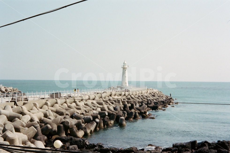 필름,필름사진,부산,청사포,등대,바다,방파제,아날로그,코닥,film,filmcamera,busan,portra400,vintage,analog,자연,풍경,nature,landscape,등대,lighthouse,한국자연풍경,한국자연경관,korea nature landscape,감성,sensible,feeling,building,건물,architecture,건축물,tower,탑