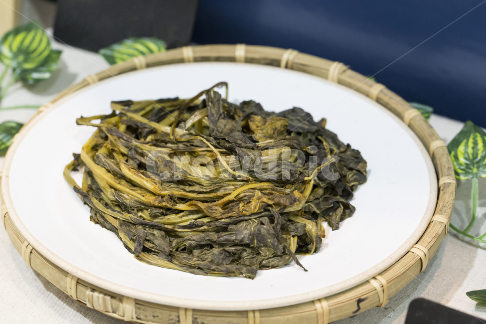 시래기,건조,우거지,무청,잎,야채,채소,시래기나물,음식,식재료,요리,food,cook,meal,dishes,food reserves,채소,야채,vegetables