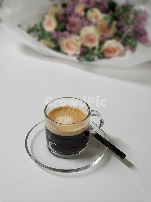 커피,나른한오후,티타임,꽃,여유,향기,커피,카페,coffee,cafe