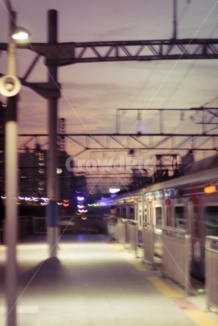 기찻길,가을,저녁,노을,풍경,교통,교통수단,traffic,transportation,train station,기차역,train,기차,vehicle,차량