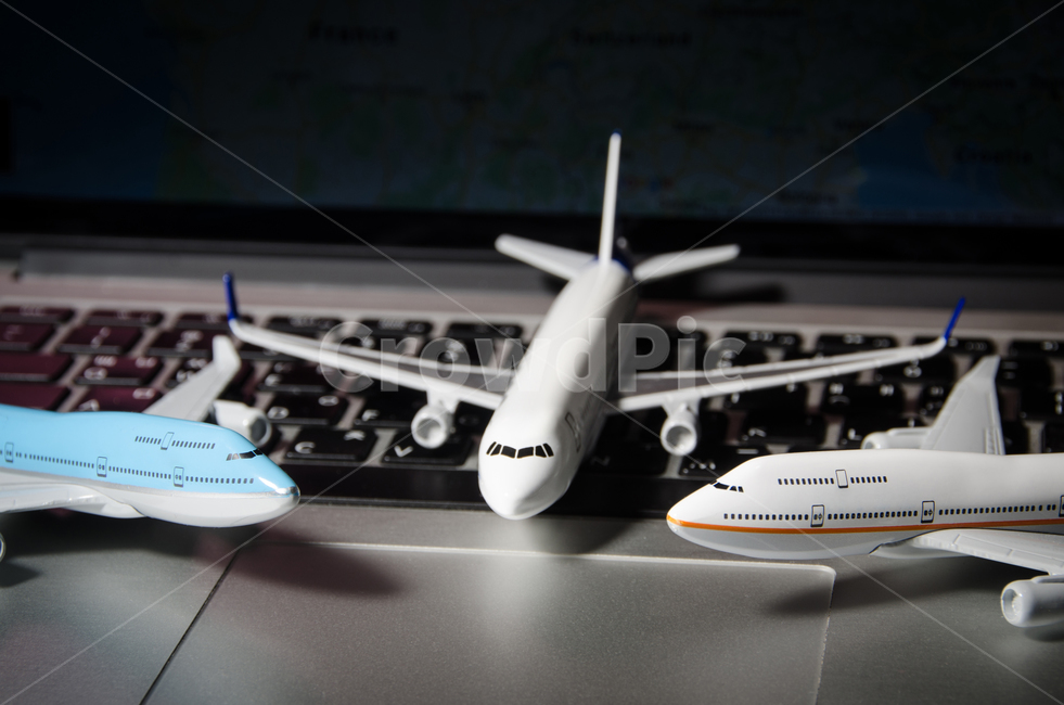 flight,keyboard,ticket,business,model airplane,airline ticket,Airline,technology,laptop,network,search,computer,geography,airplane,reservation,Internet,Airline tickets,airline,travel,Reservation icon,map,traffic