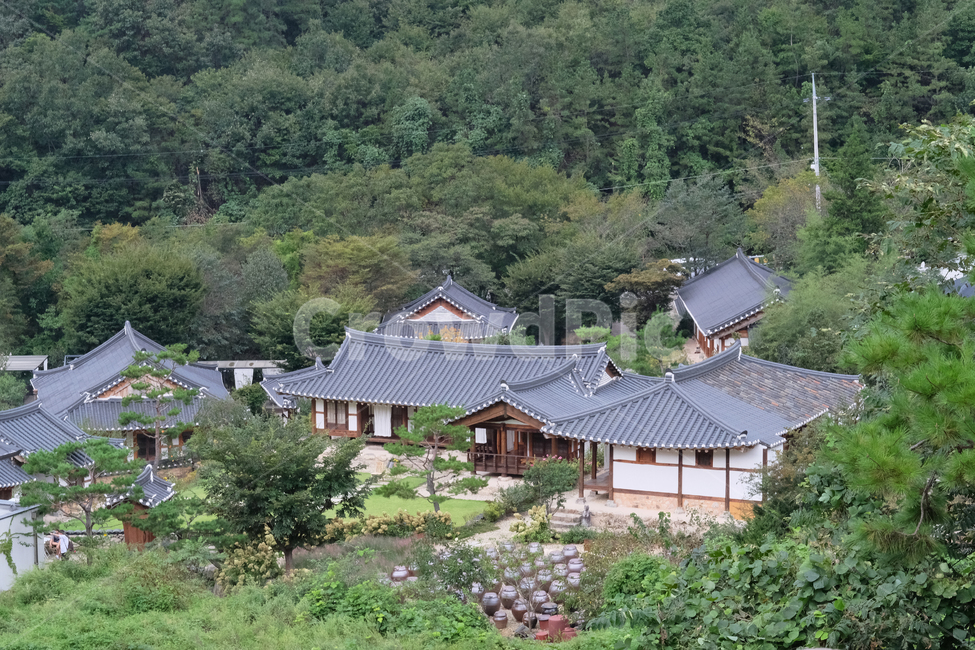 고택,한옥,완주아원,전경,korea,지붕,한국전통,한국문화,korean traditional,korean culture,건축물,건물외관,exterior,building,structure,architecture,construction