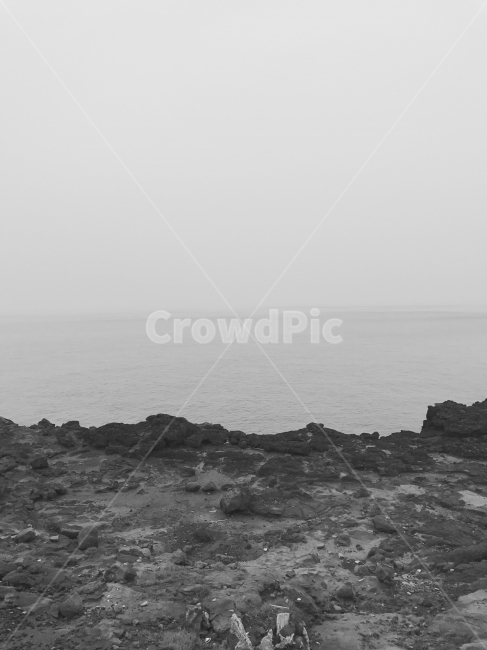 마라도,해안가,흑백,여름,지평선,자연,풍경,nature,landscape,흑백,모노톤,monochrome,black and white,architecture,건축물,tower,탑,building,건물