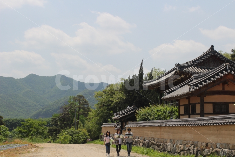 안동,서원,기와집,자연,평화,한국전통,한국문화,korean traditional,korean culture,사람,인물,인간,human,person