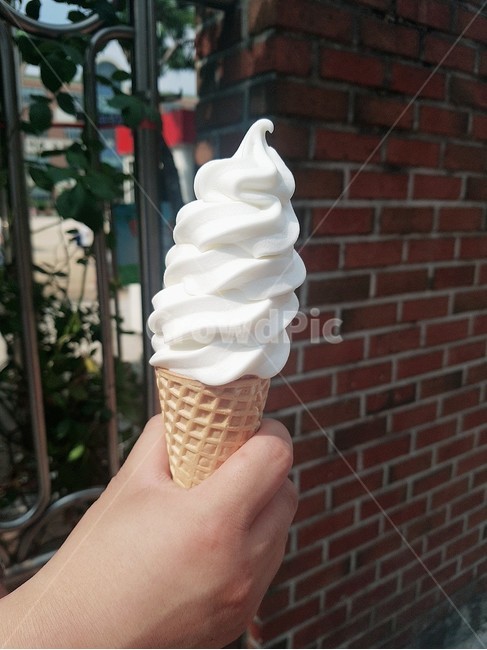 아이스크림,콘아이스크림,food,cream,크림,디저트,디저트,간식,후식,dessert,snack