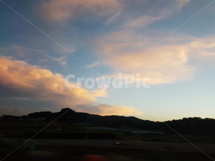 채도,분홍,노을빛,오후,대비