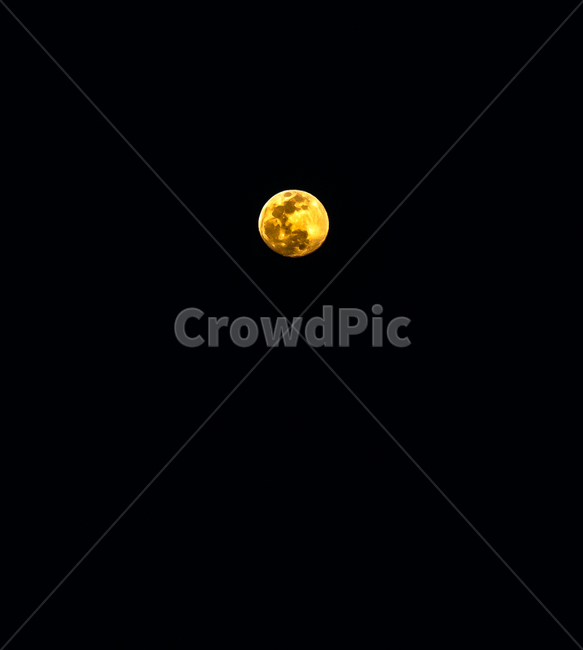 보름달,황금,야경,달,감성,새벽,엔틱,필름,금덩이,자연,풍경,nature,landscape,야경,밤,nightscape,night,outdoors,옥외,outer space,대기권 밖,moon,astronomy,천문학,universe,우주,space