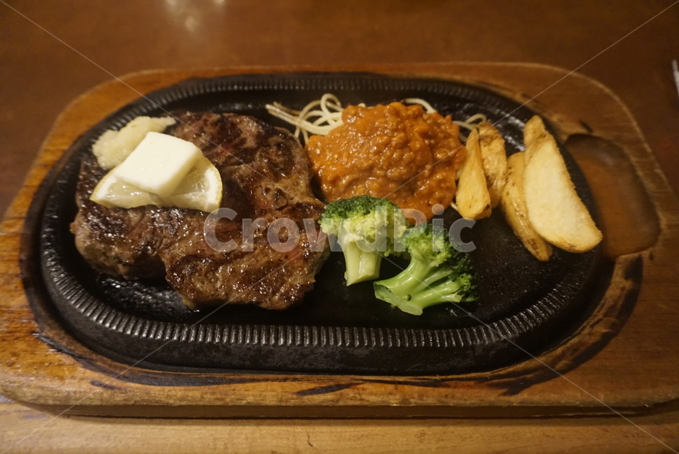 스테이크,철판요리,안심스테이크,등심스테이크,스테키