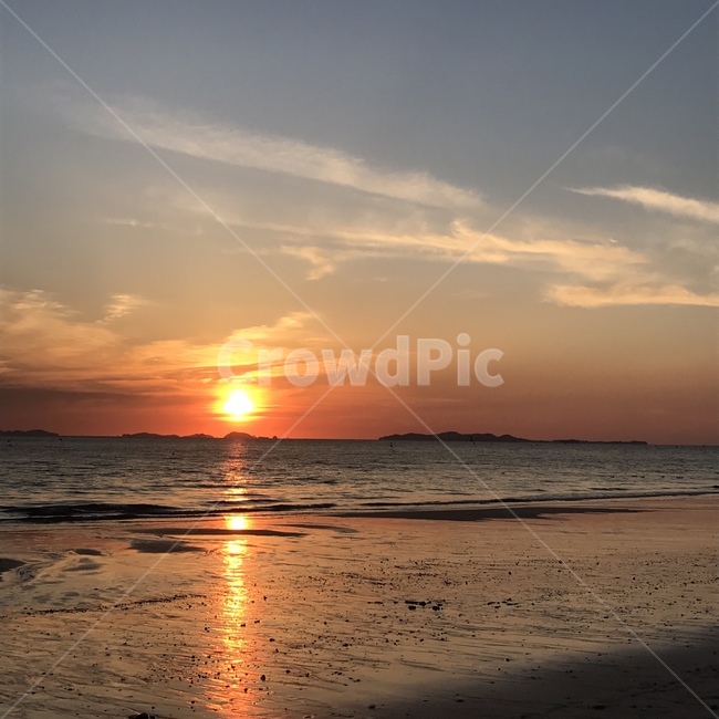 노을,바다노을,수평선,바다,저녁바다,자연,풍경,nature,landscape,outdoors,옥외,sunlight,햇빛,sunset,일몰,red sky,붉은 하늘,sky,하늘,dusk,황혼,dawn,새벽