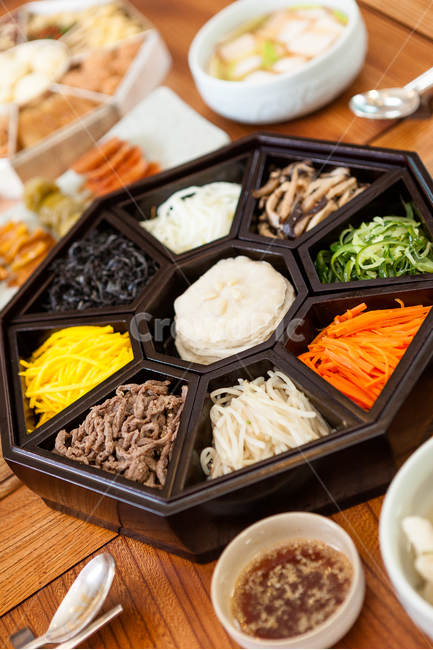 구절판,한국음식,식품,건강한,맛있는,전통적인,요리,음식,식재료,요리,food,cook,meal,dishes,food reserves,한식,한국음식,한국요리,korean food,korean dishes,korean meal,korean cook