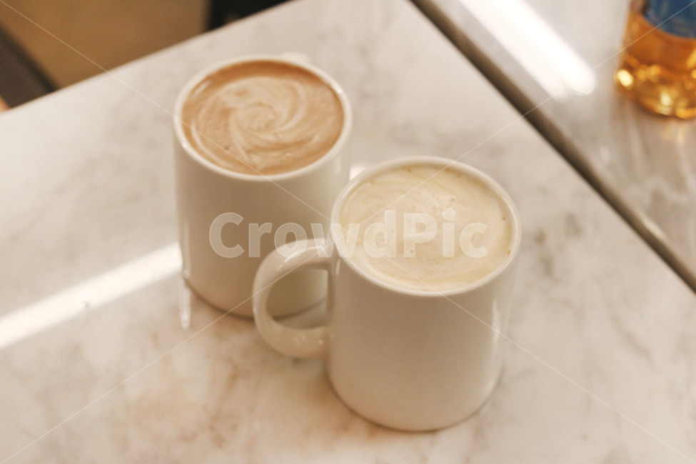 two cups of coffee,Vanilla Latte,couple,coffee cup,coffee,Cafe Mocha,warm coffee,mug