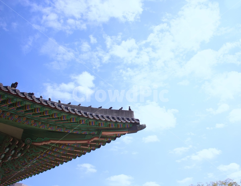 한옥,한국전통,한국기와,하늘,구름,힐링,koreantraditional,koreanculture,exterior,structure