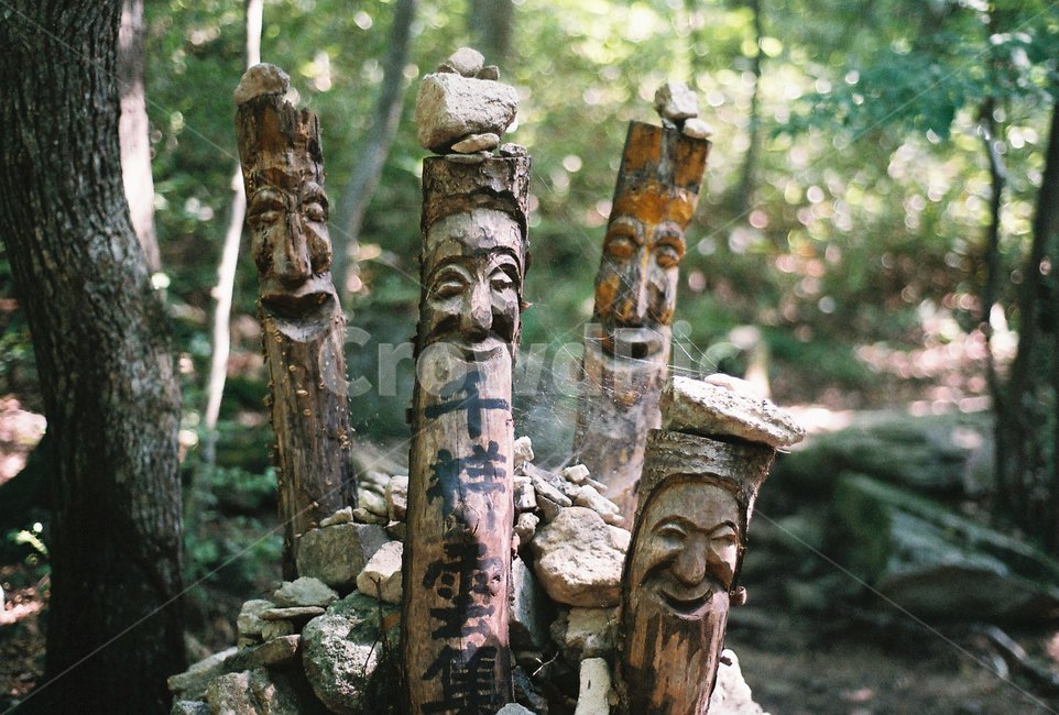 장승,emblem,symbol,상징,전통,필름사진,감성사진,한국전통,한국문화,korean traditional,korean culture,조각상,동상,석상,조형물,statue,bronze statue,stone statue
