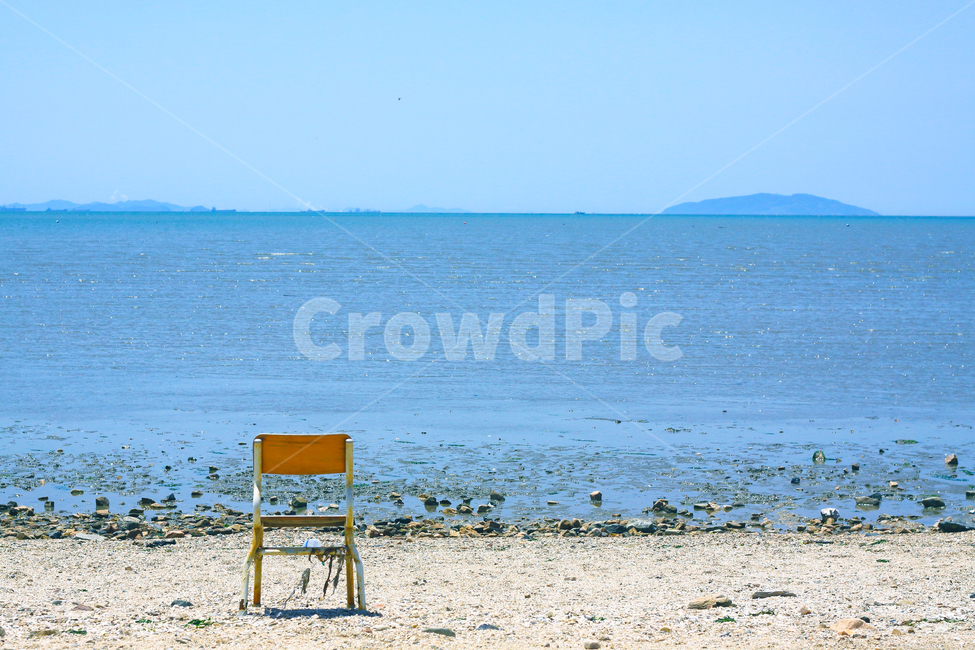 바다,의자,여행,모래사장,조용한,외로움,고독,자연,풍경,nature,landscape,해변,바다,beach,sea,gravel,자갈,road,도로,dirt road,흙길