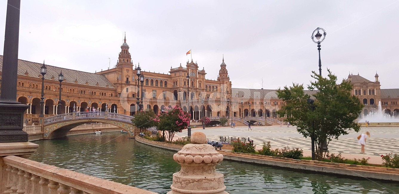 스페인,세비야,스페인광장,연못,풍경,자연,건축양식,건축물,문화유산,배경,spain,seville,thespanishsquare,pond,scenery,nature,astyleofarchitecture,building,culturalheritage,background,랜드마크,landmark,tourist attraction,해외,외국,세계,foreign,oversea,world,세계랜드마크,해외랜드마크,외국랜드마크,world landmark,world tourist attraction,건물,town,도시,urban,어반,downtown,도심,city,시티,architecture