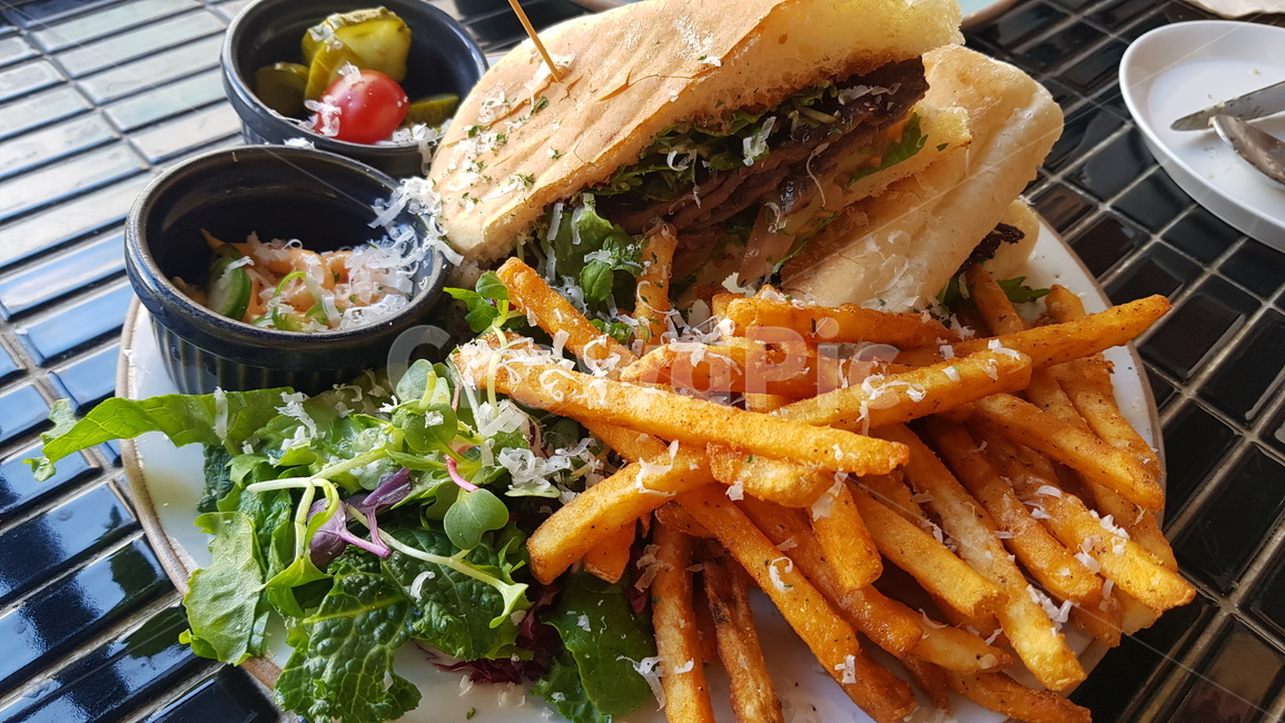 브런치,감자튀김,파니니,brunch,panini