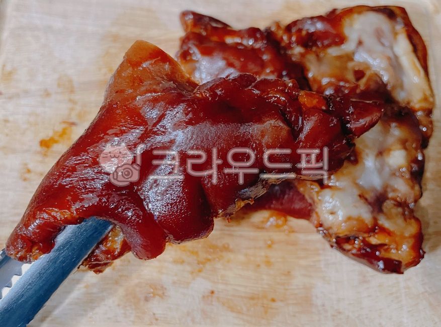 미니족발,돼지족발,족발,미니족,돼지족,음식,집게,돼지고기,돼지,고기,육류,pork,meat,food