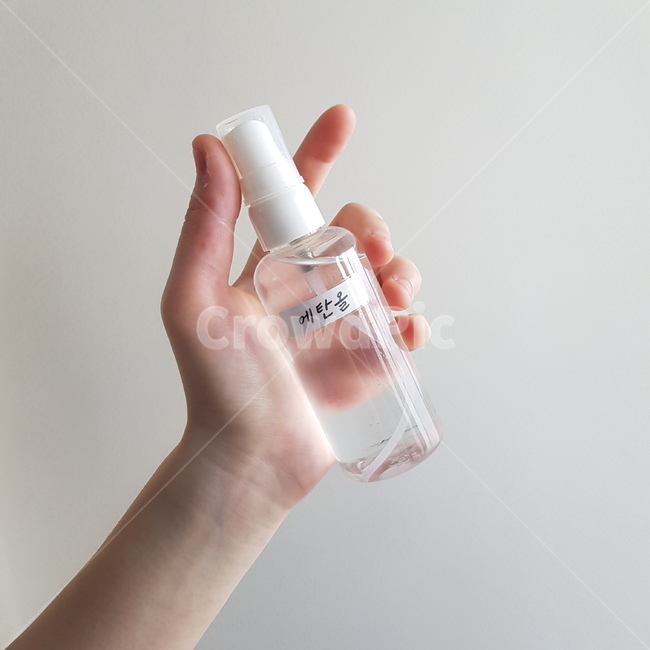 bottle,병,person,사람,인간