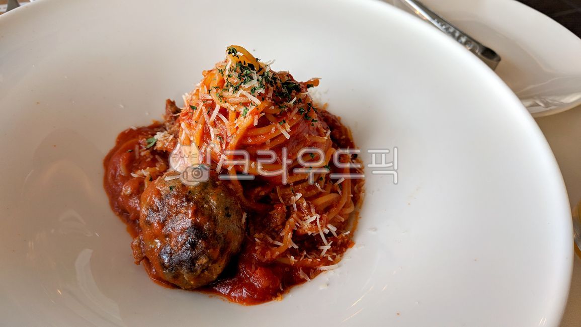 food,음식,미트볼,스파게티,파스타,면,spaghetti,pasta,양식,면요리,meatball,토마토스파게티,토마토파스타,토마토소스,레스토랑,restaurant,이탈리아음식,이태리요리,italyfood,식사