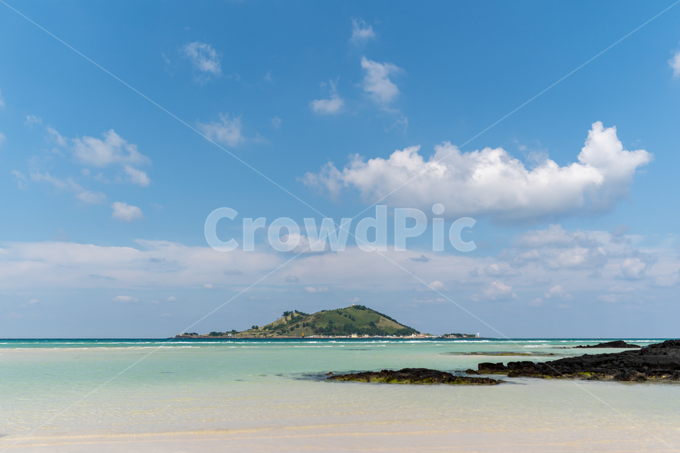 제주,제주도,섬,풍경,바닷가,해변,해수욕장,비치,백사장,모래,모래사장,모래해변,협재협재해수욕장,금능해수욕장,해안,하늘,구름,배경,백그라운드,배경이미지,바탕화면,수평선,파도,맑은,깨끗한,아름다운,넓은,푸른,푸른바다,제주바다,환경,여름,휴가,바캉스,힐링,명소,관광지,바닥,바닥배경,공간,공간배경,바다배경,비양도,한국,항공촬영,land,땅,outdoors,옥외,nature,자연,해안선,water,물,sea,바다,ocean,대양,coast,연안,자연,풍경,nature,landscape,한국자연풍경,한국자연경관,korea nature landscape,제주도,jeju,jeju island