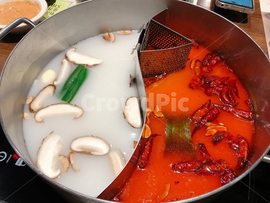 훠궈,meal,식사,dish,요리,food,음식,china,중국,중국음식,중식,사천음식,샤브샤브,백탕,홍탕