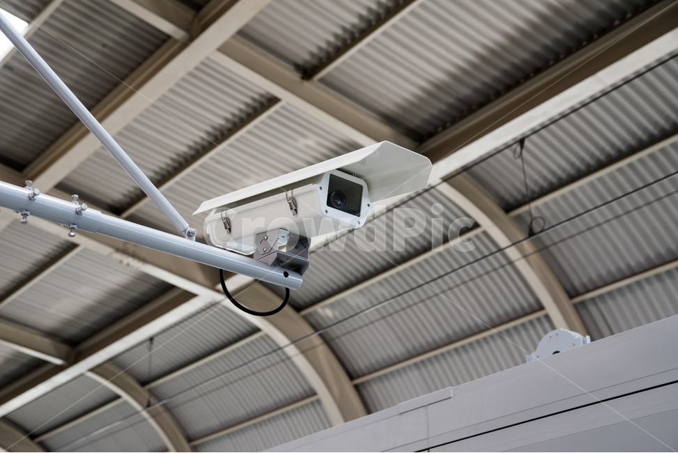 CCTV,지하철역,감시,촬영,보호,camera,보안,씨큐리티,전철,카메라,정보통신기술,전자기기,전자제품,it,information,technology,electronic equipment,사물,물건,오브젝트,thing,object,matter