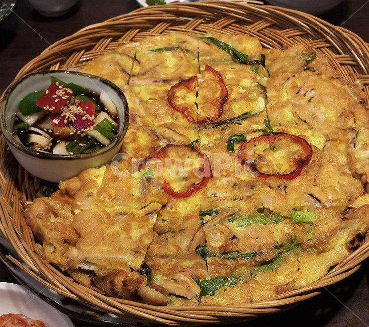 파전,해물파전,간장,음식,부침개,먹거리,한식,요리,dish,food,음식,식재료,요리,food,cook,meal,dishes,food reserves
