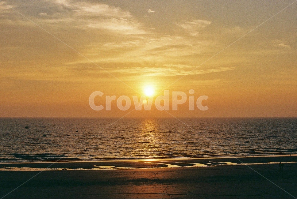 바닷가,석양,해변,노을,sunset,seaside,sky,붉은노을,자연,풍경,nature,landscape,해변,바다,beach,sea,sunlight,햇빛,outdoors,옥외,light,빛,flare,플레어