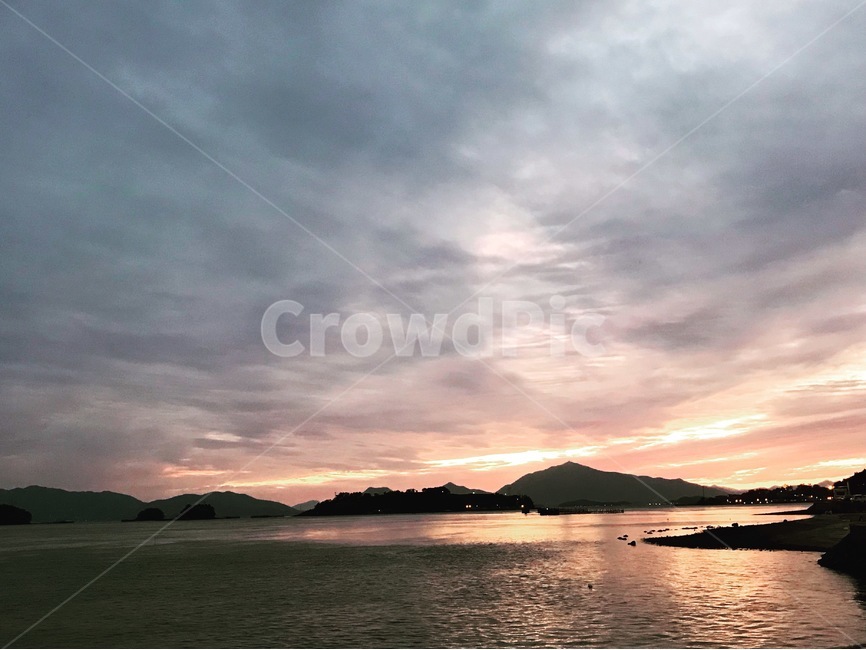 노을,풍경,석양,하늘,태양,자연,풍경,nature,landscape,land,땅,outdoors,옥외,shoreline,해안선,water,물,sea,바다,ocean,대양