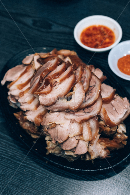 족발,돼지고기,pork,야식,음식,food,맛집,고기,음식,식재료,요리,food,cook,meal,dishes,food reserves,육류,고기,meat,한식,한국음식,한국요리,korean food,korean dishes,korean meal,korean cook