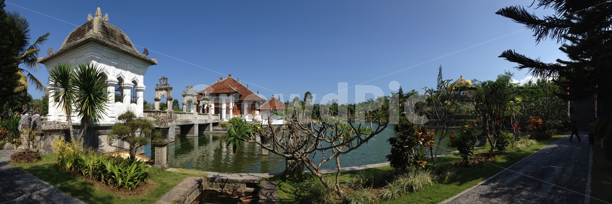 인도네시아,발리,카랑아셈,까랑아쎔,물의궁전,궁전,고대건축,ancientarchitecture,다리,bridge,붉은집,붉은기와,redhouse,outdoors,옥외,building,건물,해외,외국,세계,foreign,oversea,world,건축물,건물외관,exterior,building,structure,architecture,construction