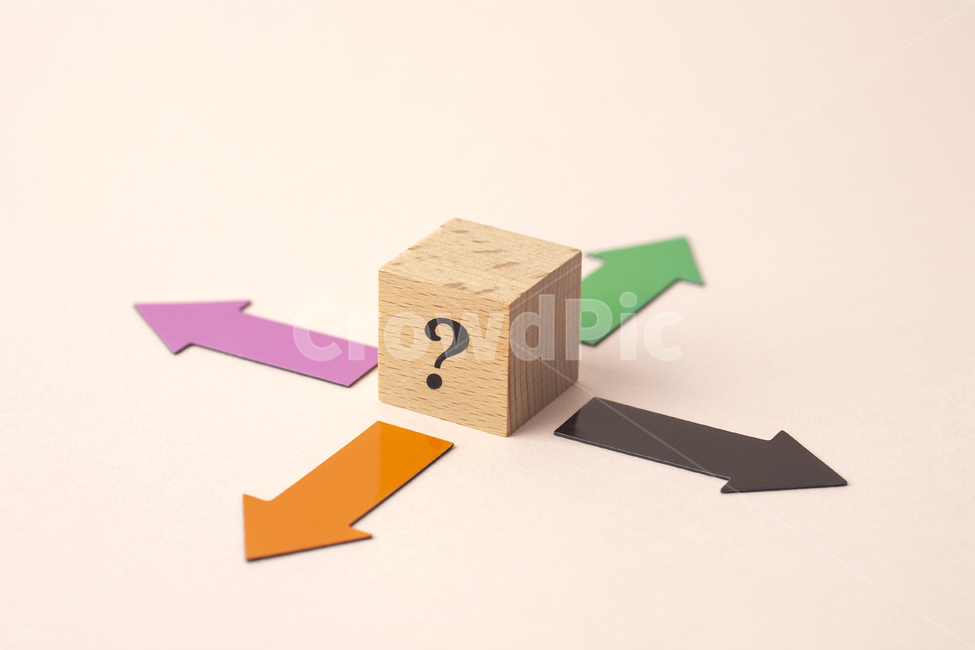 career,arrow,idea,concept,sign,box,concern,twoway,design,cube,question mark,profit,letters,Business,direction,method,decision,tree,way,creative,square,fork,crossroads,background,future,success,failure,challenge,growth,rectangle,finance,colorful,conflict,o