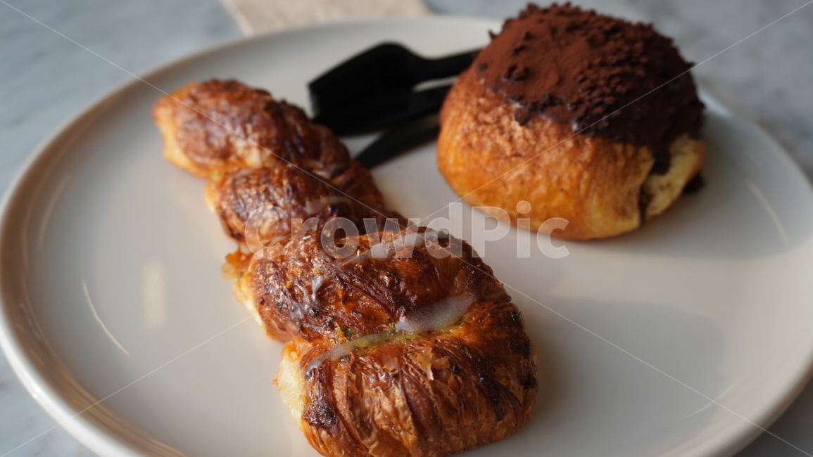 빵,카페,그릇,마늘빵,포크