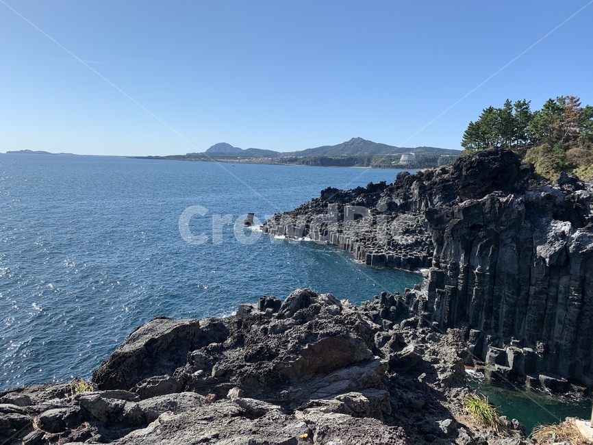 Jungmun Columnar Joint,ocean,jeju island,Columnar joints
