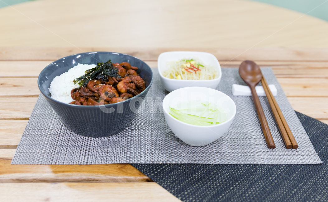 음식,쭈꾸미볶음,식사,안주,쭈꾸미,저녁식사,한식,korea,spicy,오징어볶음,식당,매콤,매운맛,red,맛집,고추장,고춧가루,식재료,요리,cook,reserves,수산물,해산물,fisheryproducts,seafood,한국음식,한국요리,food,dishes,korean,meal,koreancook,맛있다,먹다,맵다,소스,볶음,음식,식재료,요리,food,cook,meal,dishes,food reserves,한식,한국음식,한국요리,korean food,korean dishes,korean meal,korean cook