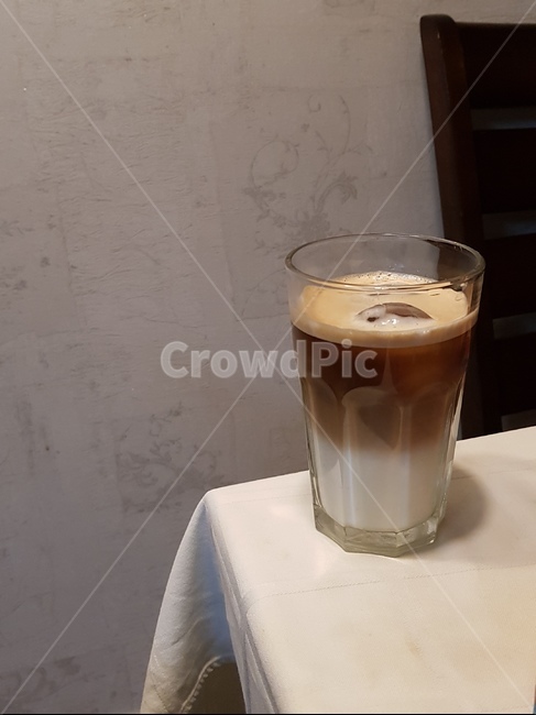커피,라떼,홈카페,아이스라떼,음료