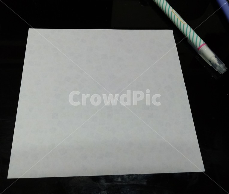 Preparing to draw,white paper,Solid color paper back,blank paper,drawing