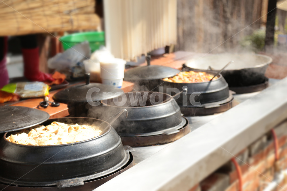 떡볶이,오뎅,어묵,솥,음식,food,식사,meal,뜨거운,따뜻한,주방,키친,부엌,주방용품,요리도구,kitchen,kitchenware,cookroom,cookingutensil