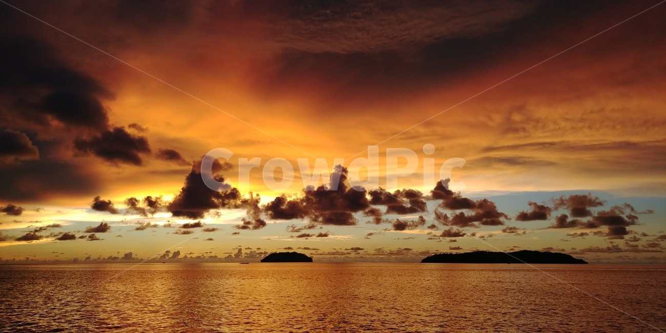 노을,석양,일몰,바다,자연,풍경,코타키나발루,분위기있는,sea,beach,해질녘,nature,kotakinabalu,말레이시아,구름,휴양지,아름다운,색감